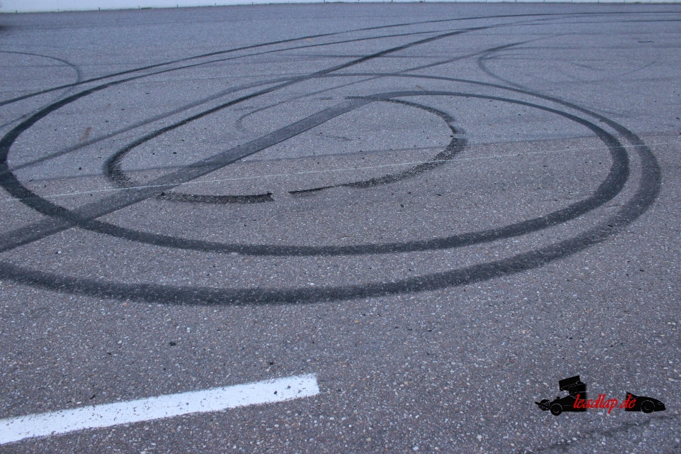 Burnout auf dem Raceway Venray? Natürlich! © André Wiegold