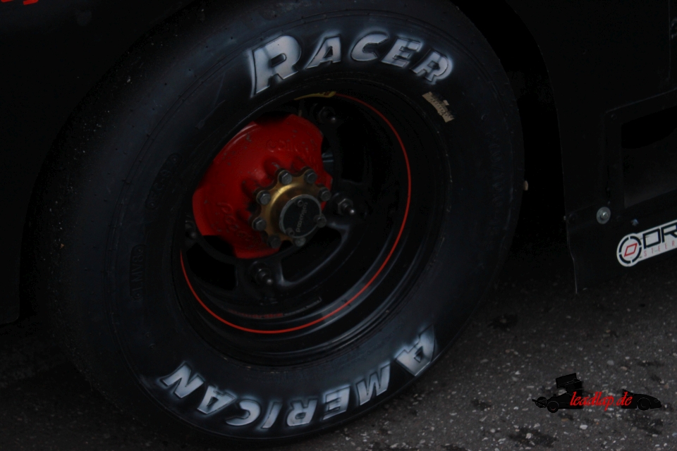 Reifen eines Latemodels - Wird bald in Deutschland Gummi auf Ovalen verschlissen? © André Wiegold
