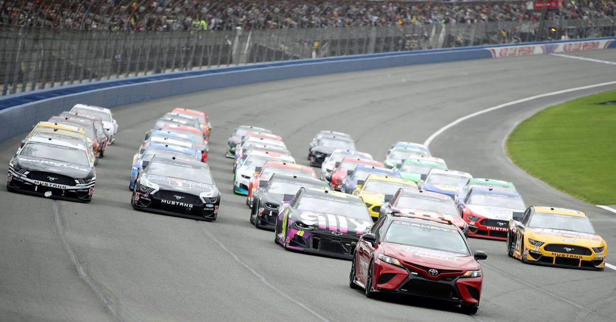 NASCAR-Weekly: Auto Club Speedway könnte zum Short-Track werden