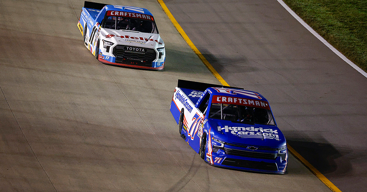 „Pit-Crew hat das Rennen gewonnen“: Caruth holt Nashville-Sieg in der NASCAR Truck Series