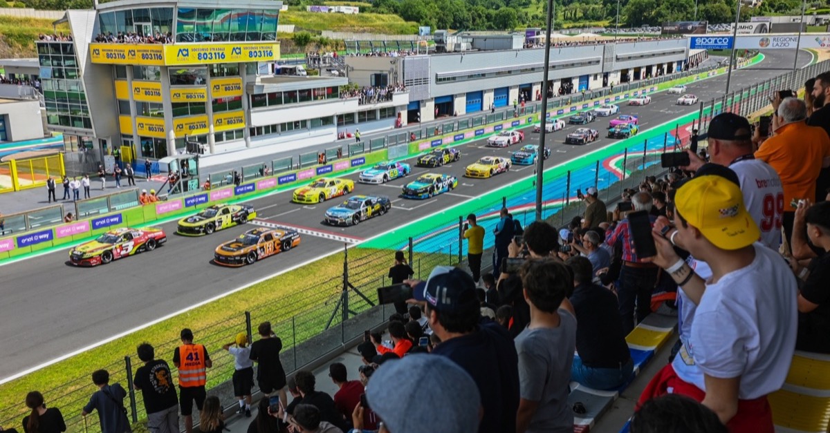 Jouffreau bricht italienische Siegesserie in Vallelunga: Franzose gewinnt PRO-Rennen