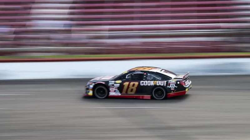 Max Reaves triumphiert auf dem Elko Speedway: Sieg im zweiten ARCA-Start