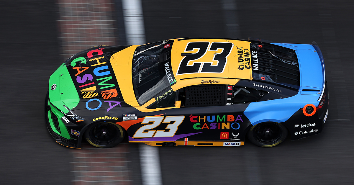 „Es sieht richtig knapp aus“: Was hinter Denikes Funkspruch an Bubba Wallace in Indy steckte