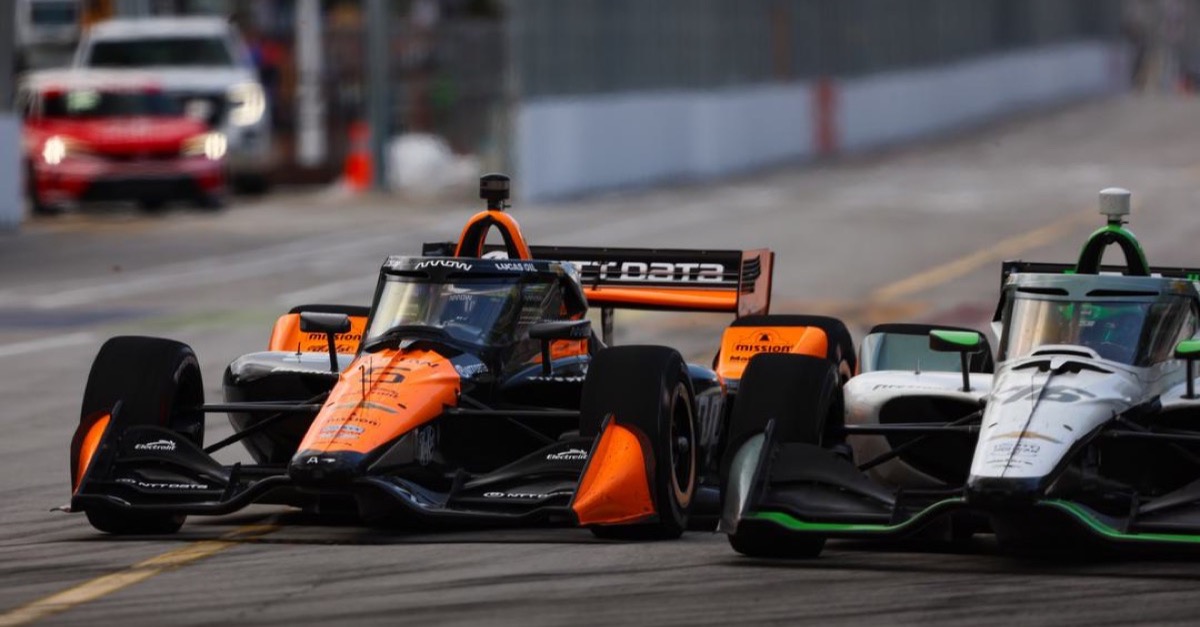 O’Ward’s Sieg in Toronto: Ein Rennen voller Crashs, Strategien und Wendungen
