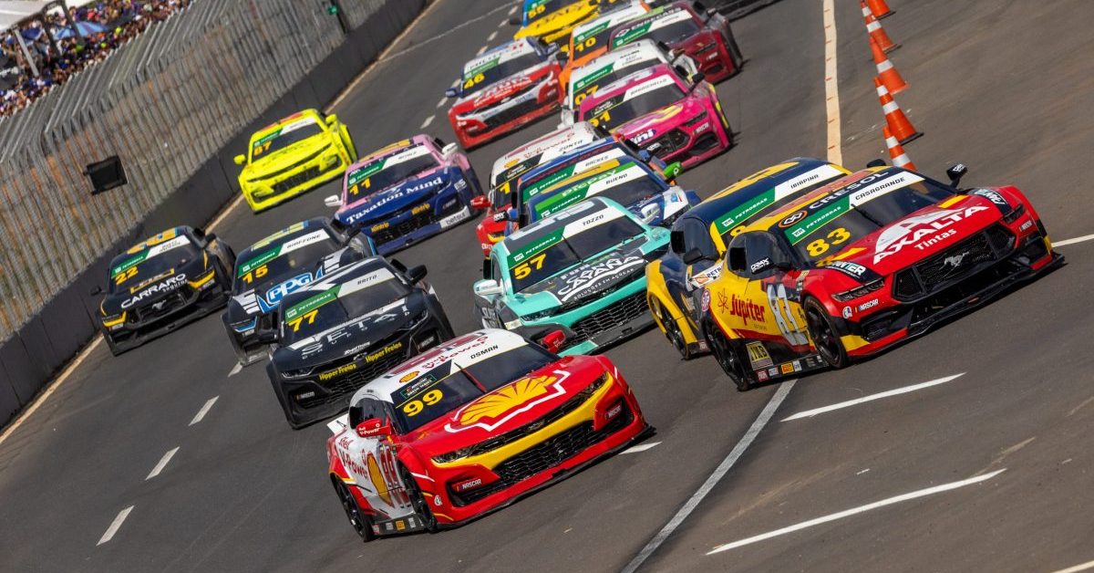 NASCAR in Brasilien: Casagrande und das Duo Campos/Seid gewinnen einziges Oval-Rennen