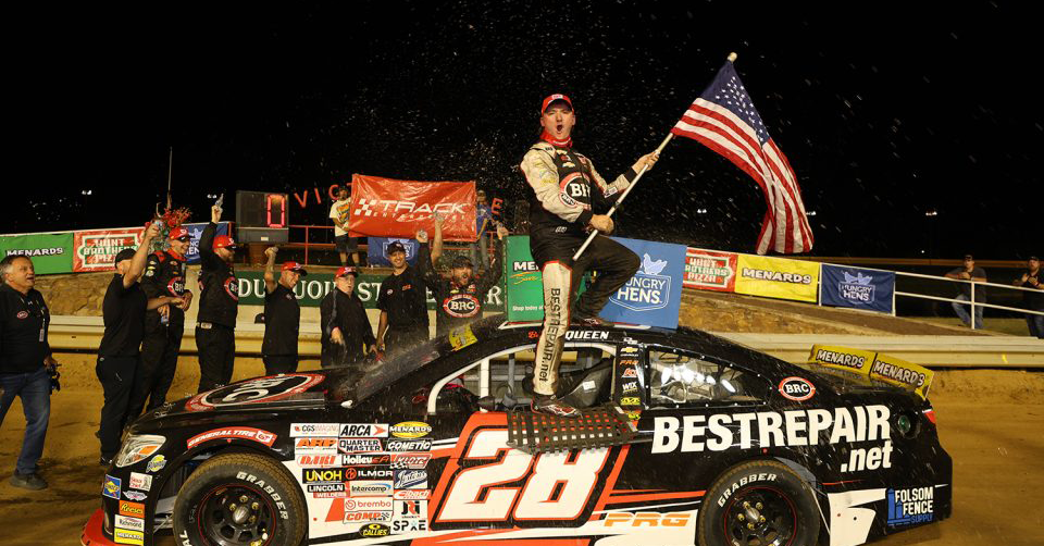 Brenden Queen gewinnt ARCA-Rennen in DuQuoin trotz technischer Probleme
