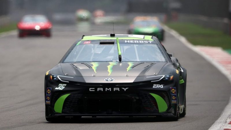 NASCAR-Boxenfunk 2025: Riley Herbst nach technischer Inspektion disqualifiziert