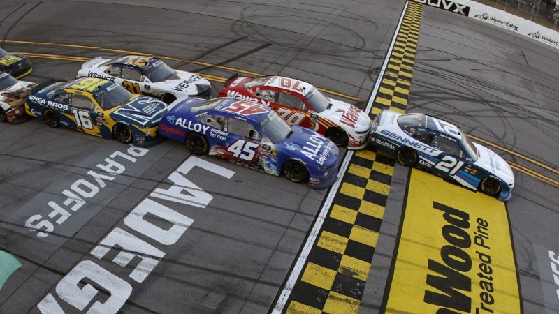 Drafting-König Hill triumphiert in Talladega, Playoff-Desaster bei Haas!