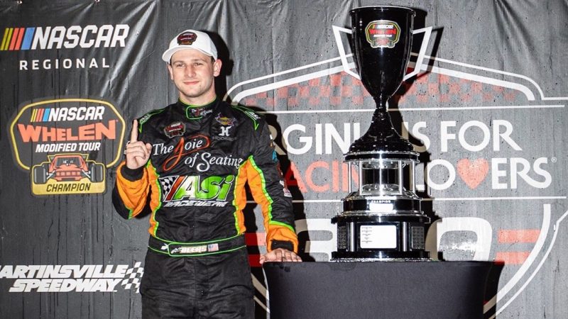 Jüngster Champion aller Zeiten: Austin Beers sichert sich den NASCAR-Modified-Titel 2025