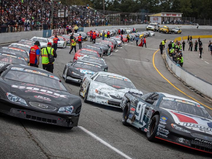 Der Superbowl der Super Late Models: Das ist das Snowball Derby