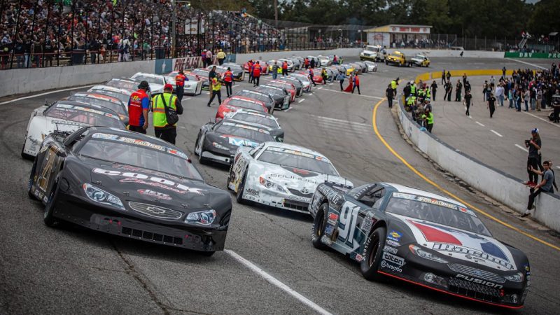 Der Superbowl der Super Late Models: Das ist das Snowball Derby