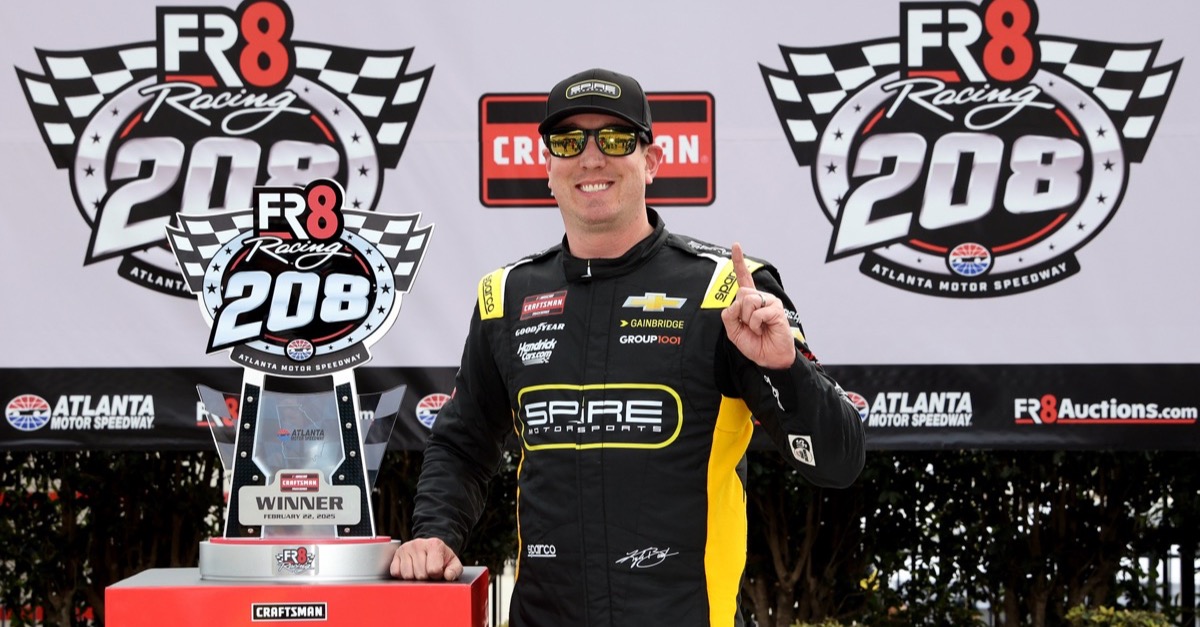 Mehr als nur ein Short-Track-Rennen: Busch jagt dritten Snowball-Derby-Sieg