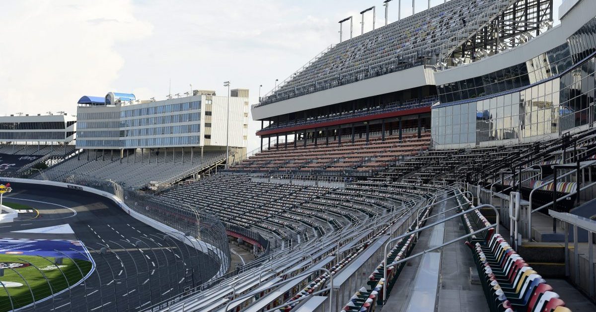 Langeweile in der Winterpause? Unser NASCAR-Guide für Filme, Dokus und Bücher