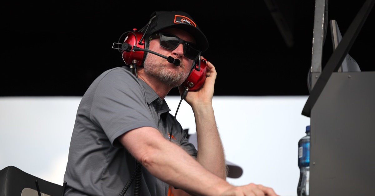 Earnhardt Jr. über Toyota-Dominanz: „23XI zahlt Joe Gibbs einen Haufen Geld“