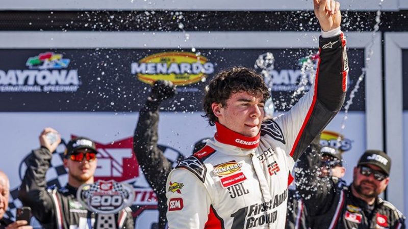 Daytona-Drama: Youngster räumt Führende ab und schreibt ARCA-Geschichte