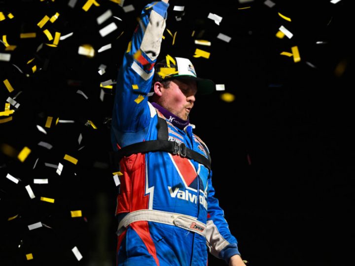 Outlaws-Boxenfunk 2026: Hoffman dominiert in Volusia