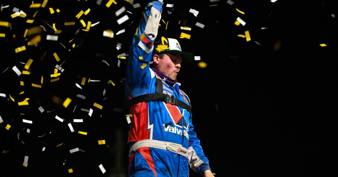 Outlaws-Boxenfunk 2026: World of Outlaws führt Blackbox für alle Autos ein