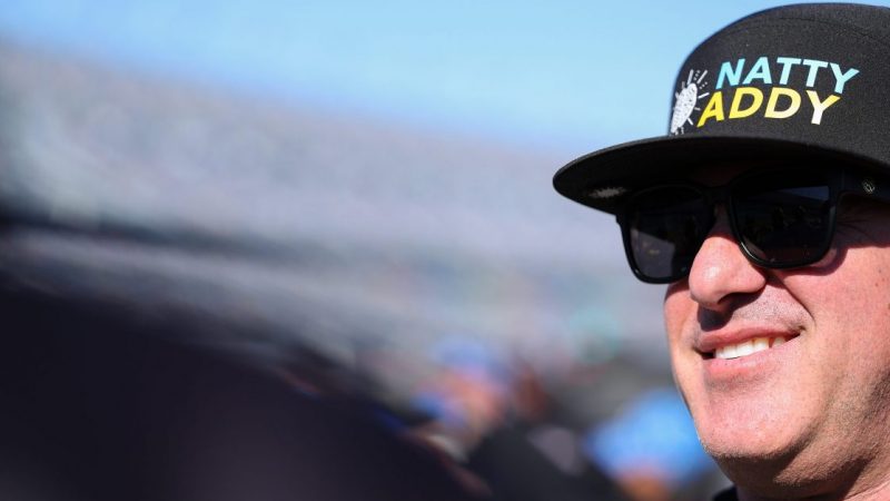 Spaß trotz Schrott für NASCAR-Legende Tony Stewart