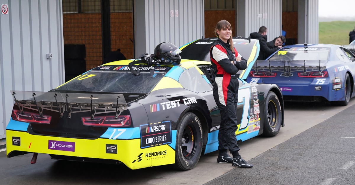 NASCAR-Traum: Wie Nathalie Neumann den V8-Boliden in nur einem Tag zähmte