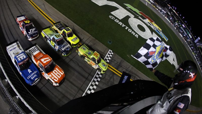 Sieg dank Schützenhilfe: Chandler Smith triumphiert beim Truck-Auftakt in Daytona