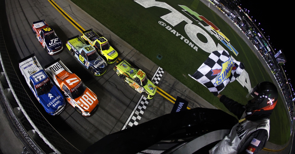 Sieg dank Schützenhilfe: Chandler Smith triumphiert beim Truck-Auftakt in Daytona