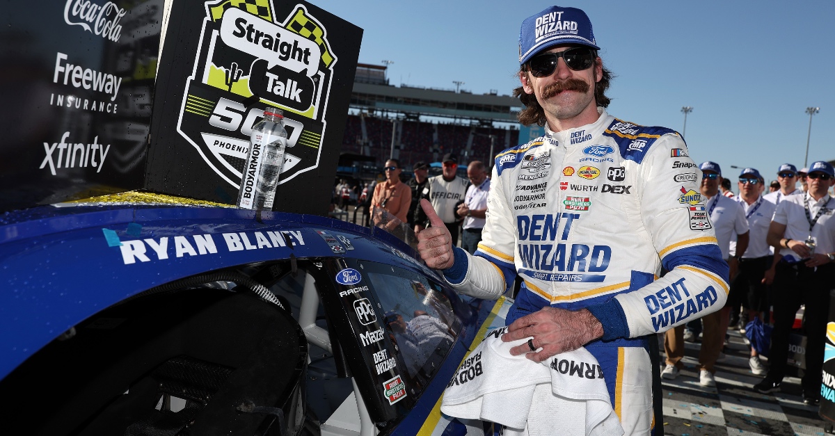 Blaney krönt Penske-Festspiele in Phoenix: Aufholjagd zum Wüstensieg