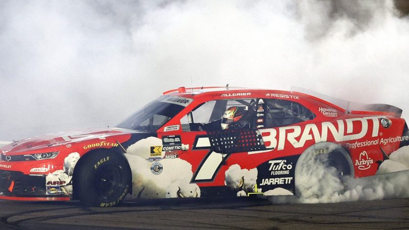 Defekt am Wagenheber: Unglaubliche Aufholjagd von Justin Allgaier in Phoenix