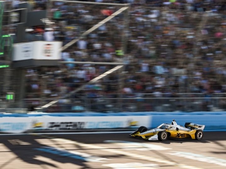 Strategieschlacht in der Wüste: Josef Newgarden stürmt in Phoenix zum Sieg