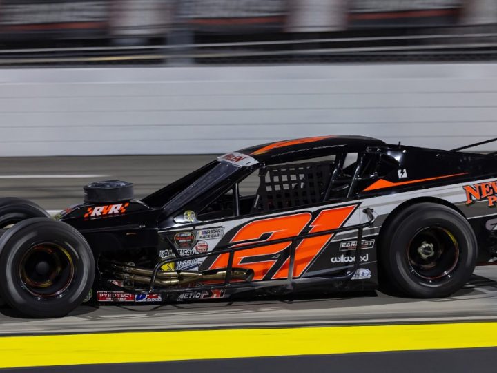 Stephen Kopcik bezwingt die „Paperclip“: Premierensieg in Martinsville