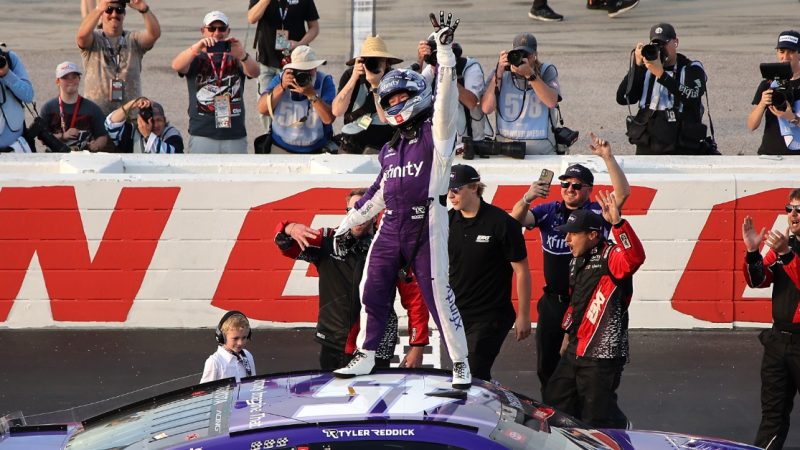 „Das ist der Stoff, von dem man träumt“: Reddick nach viertem Sieg auf Wolke sieben