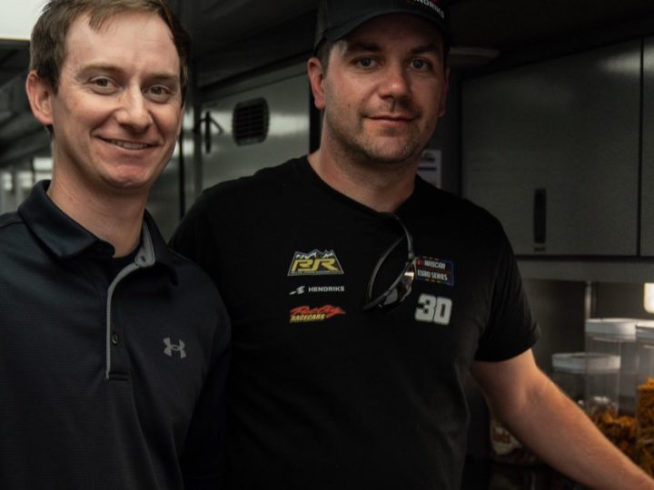 NASCAR-Boxenfunk 2026: Logan Bearden bei Rette Jones Racing