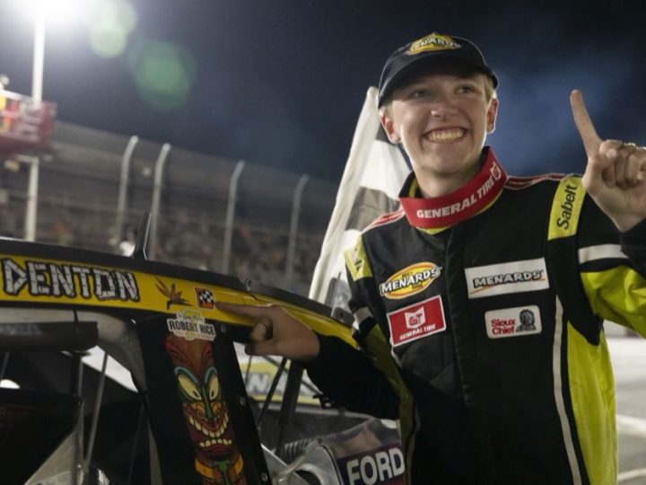 Premierensieg mit 15 Jahren in der Wüste: Cole Denton triumphiert in Tucson