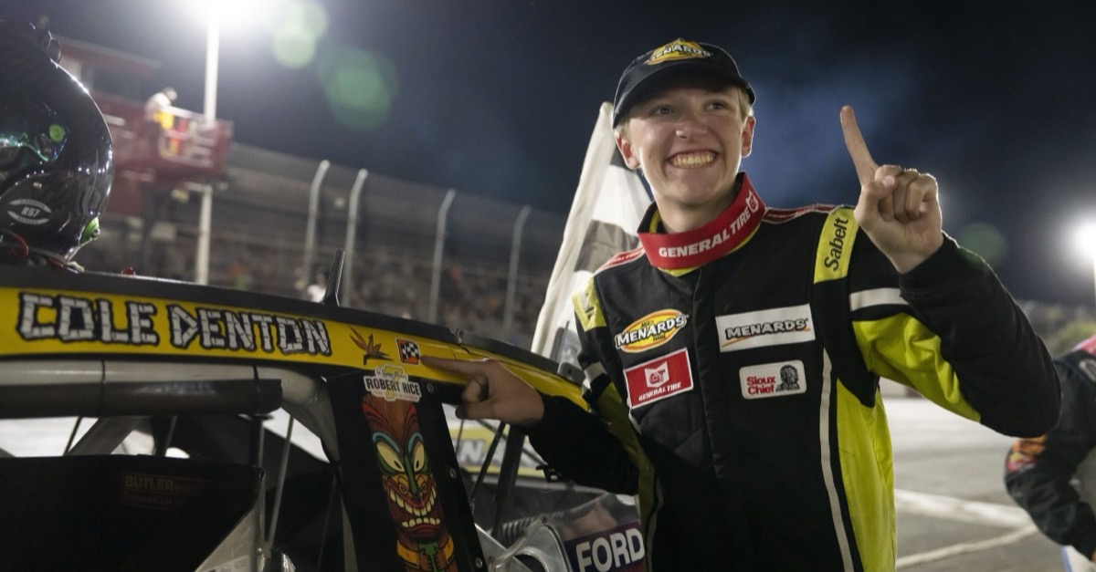 Premierensieg mit 15 Jahren in der Wüste: Cole Denton triumphiert in Tucson