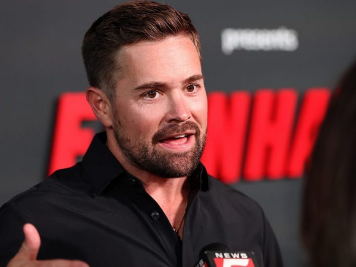 NASCAR-Boxenfunk 2026: Ricky Stenhouse Jr. verlängert langfristig bei Hyak Motorsports