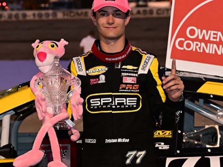 McKee triumphiert nach Kontakt mit Reaves: ARCA-Spektakel in Toledo