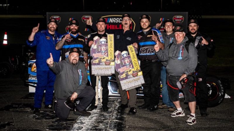 Jon McKennedy gewinnt nach vier Jahren wieder ein Modified-Rennen