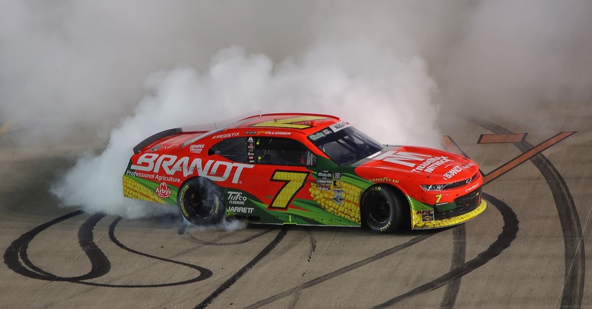 Justin Allgaier gewinnt Nashville-Krimi in der NASCAR O’Reilly Series