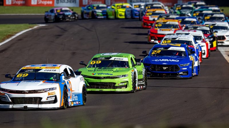 Casagrande und Costa triumphieren im NASCAR-Brasilien-Rennen von Cascavel