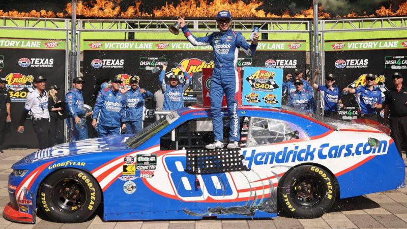Nervenkrieg beim O’Reilly-Rennen in Texas: Kyle Larson besiegt Justin Allgaier