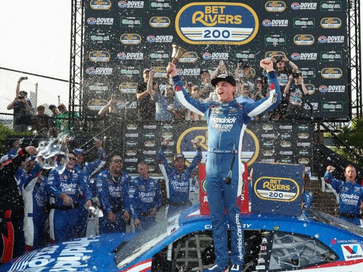 Zweiter NASCAR-O’Reilly-Sieg für Corey Day: Überrundungsverkehr entscheidet Rennen