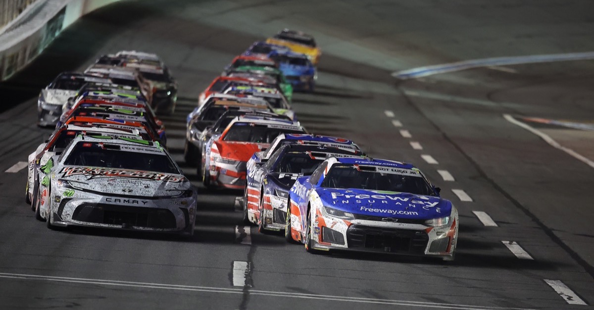 Daniel Suarez gewinnt hochemotionales Coca-Cola 600 in Charlotte