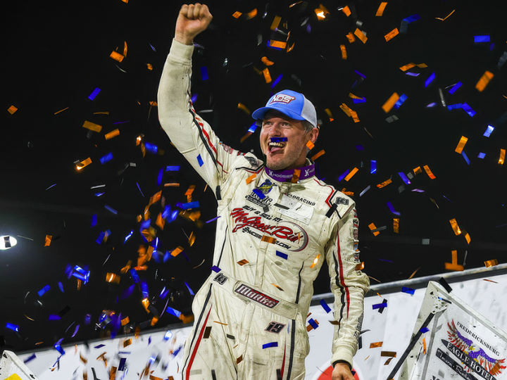 World of Outlaws in Knoxville: Drama in der Schlussphase schenkt Marks den Sieg