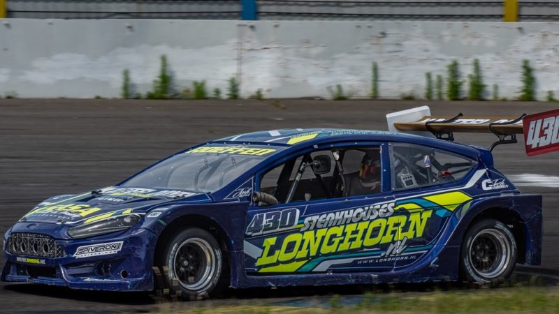 Dominanz in der Hitzeschlacht: Jeffrey Roeffen demütigt Konkurrenz beim Supercup
