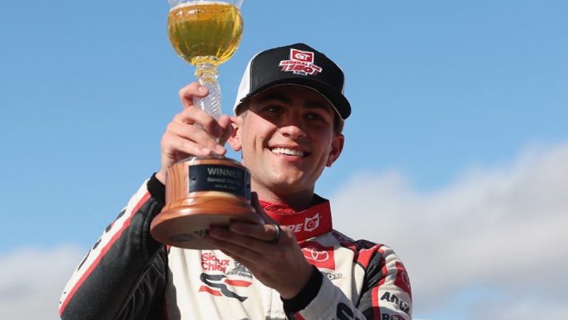 Dominanz in Sonoma: Sam Corry feiert Premierensieg in der ARCA-West