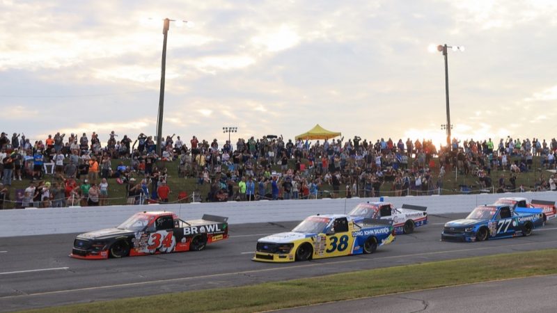 Dominanter Truck-Sieg: Riggs fährt fabelhaftes Short-Track-Rennen in Indianapolis
