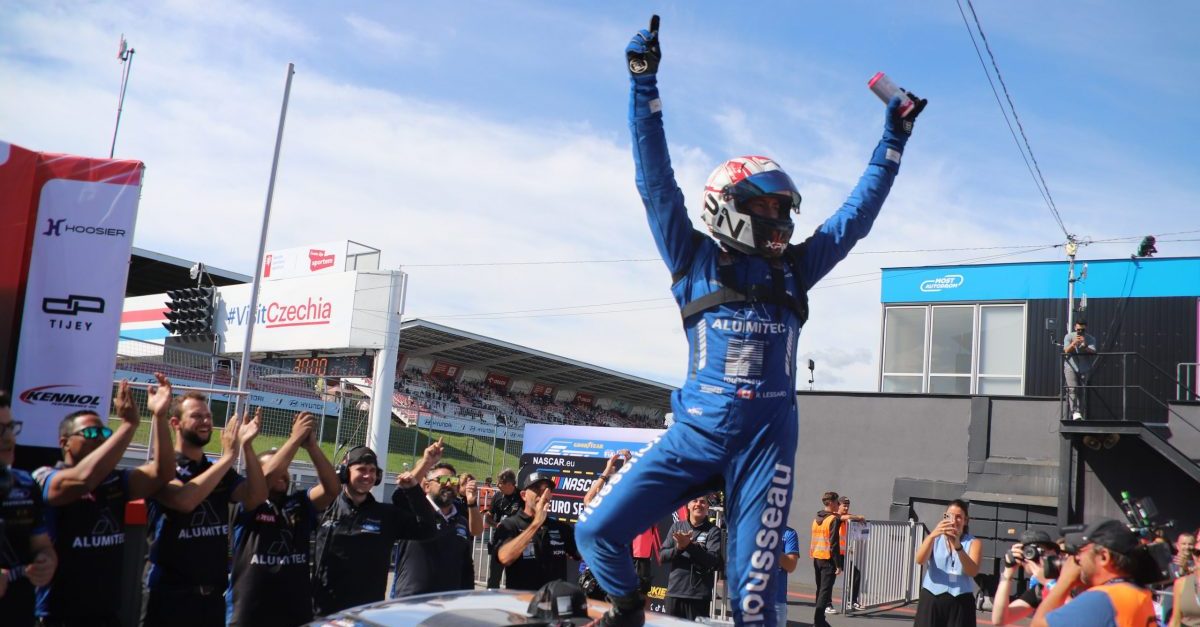 Sweep in der NASCAR-Euro für Lessard: Mehr Action, weniger Schrott in Most