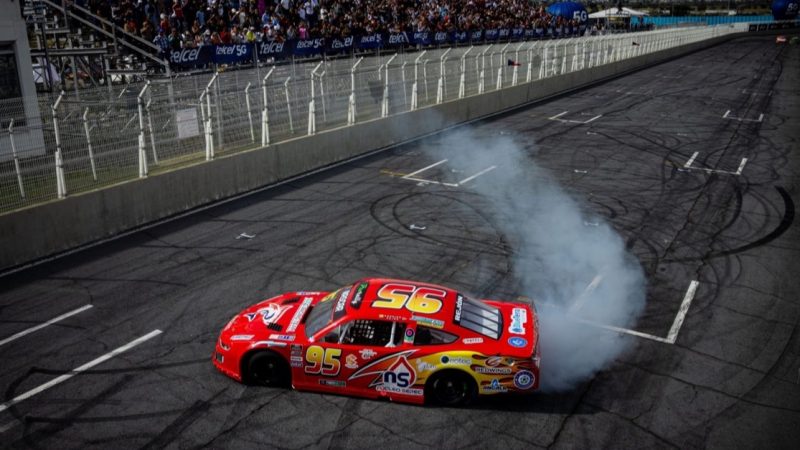 Thriller in Puebla: Rodrigo Rejon triumphiert im Overtime-Krimi der NASCAR Mexiko