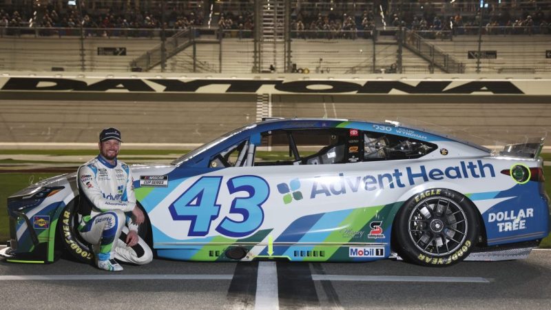 NASCAR-Boxenfunk 2026: Erik Jones verlängert langfristig bei Legacy Motor Club