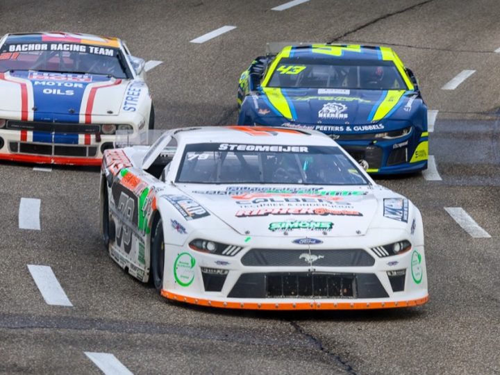 Nigel Stegmeijer dominiert den Euro Cup 2026 der V8 Oval Series in Venray