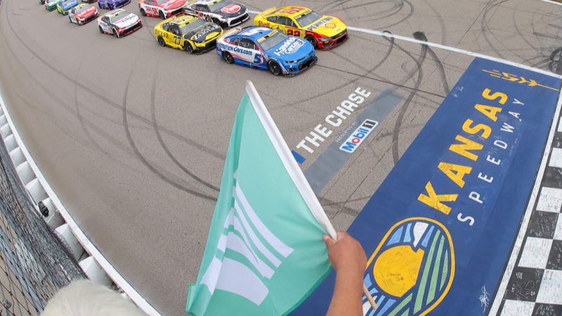Später Konter gegen Briscoe: Kyle Larson dominiert und triumphiert in Kansas